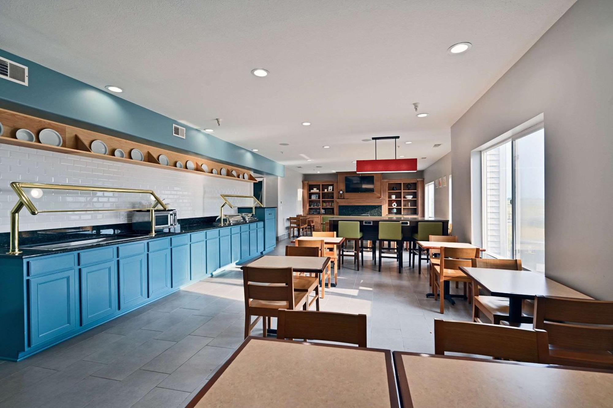 Country Inn & Suites By Radisson, Bloomington-Normal Airport, Il Екстериор снимка