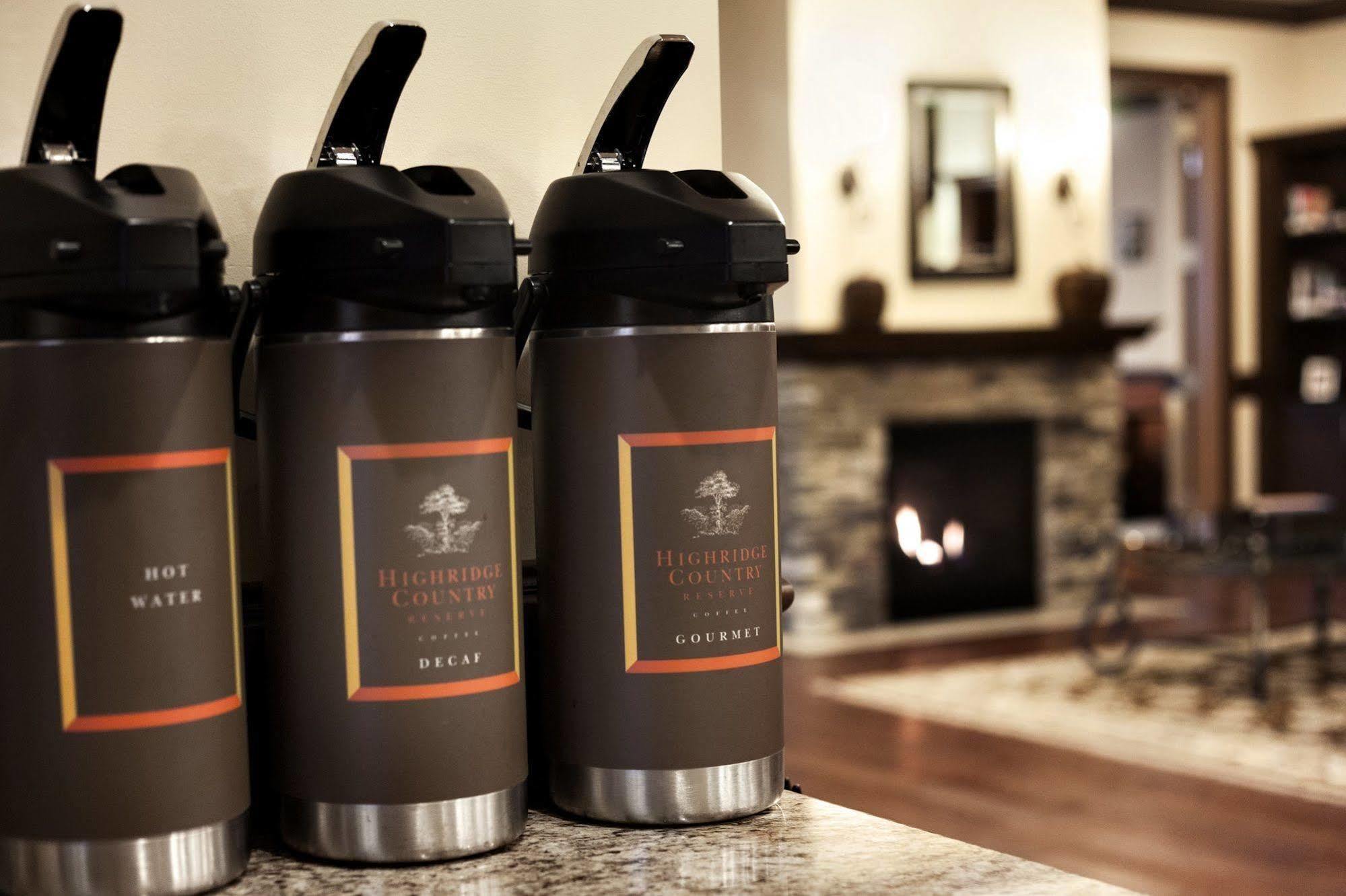 Country Inn & Suites By Radisson, Bloomington-Normal Airport, Il Екстериор снимка